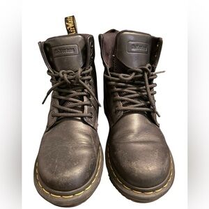 Dr. Martens Big Kids Size 5 / Women’s Size 7 – Classic Black Leather Boots